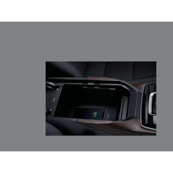 マツダ(MAZDA)ワイヤレスチャージャー 2WD車用/マツダ純正オプション/CX-30/DFR5V7440(DFR5-V7-440)