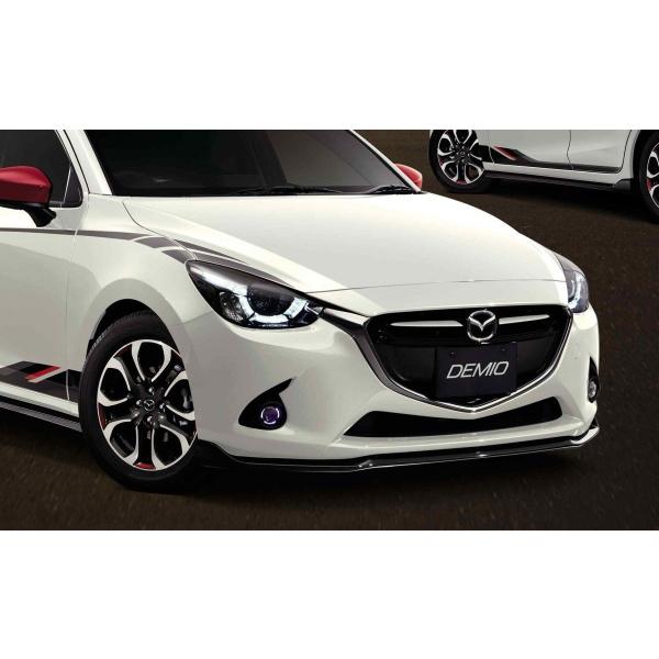 マツダ(MAZDA) フロントグリルガーニッシュ(ソウルレッドプレミアム) 左右セット /マツダ純正オプション/デミオDJ/(D09J-50-B4XB62/B09J-50-B5XB)