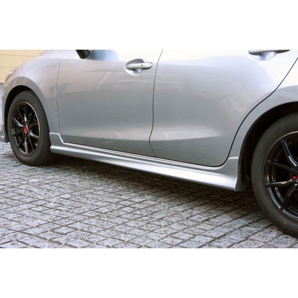 オートエグゼ(AUTOEXE) サイドスカートセット デミオ(DJ-05) /デミオ/ MDJ2300()