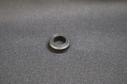 マツダ(MAZDA) インシユレーターインジエクシヨン/車種共通部品/エアクリーナー/マツダ純正部品/857413257(8574-13-257)